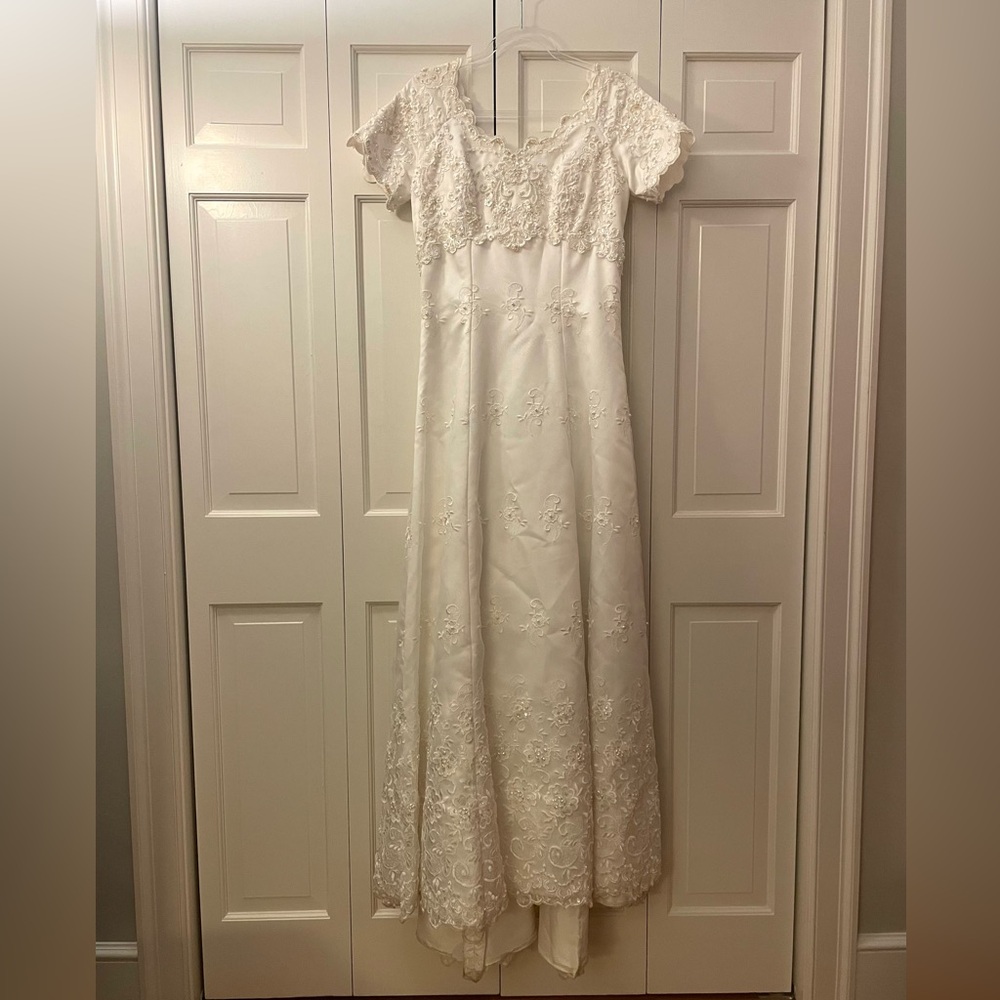 Vintage White Lace Wedding Dress with Hand Beading, Sequin Detailing